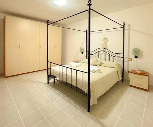 Casa Elisa Апартаменты Padru